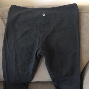 Lululemon Capri workout pants